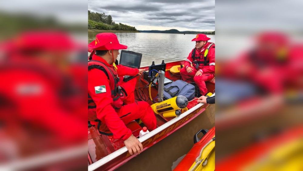 Buscas por jovem desaparecido em campeonato de pesca em Rio Bonito do Iguaçu chegam ao quinto dia Imagem referente a Buscas por jovem desaparecido em campeonato de pesca em Rio Bonito do Iguaçu chegam ao quinto dia