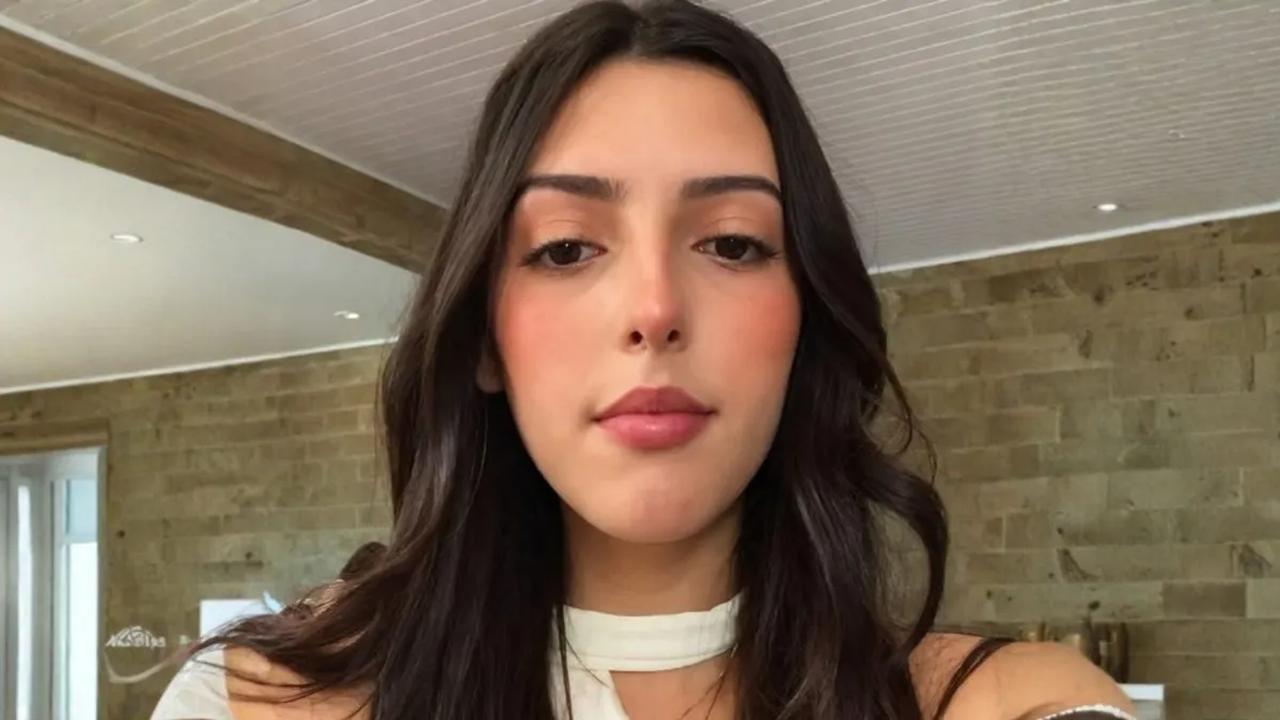 Laudo confirma que jovem morta durante tentativa de estupro foi atingida por mais de 40 facadas Imagem referente a Laudo confirma que jovem morta durante tentativa de estupro foi atingida por mais de 40 facadas