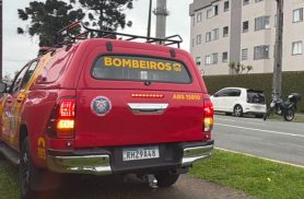 Explosão de gás de cozinha arremessa morador e estoura janelas de apartamento