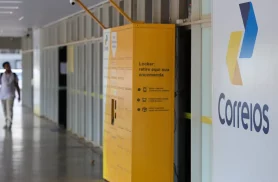Após semana em greve, empregados dos Correios têm dissídio na segunda