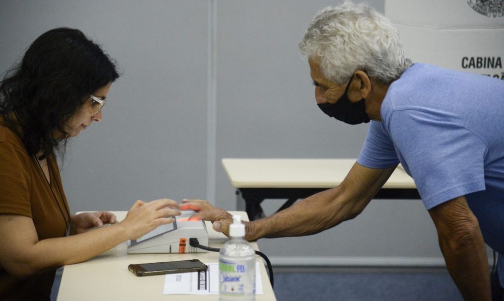 Aposentado ou pensionista que votar não precisará fazer Prova de Vida Imagem referente a Aposentado ou pensionista que votar não precisará fazer Prova de Vida