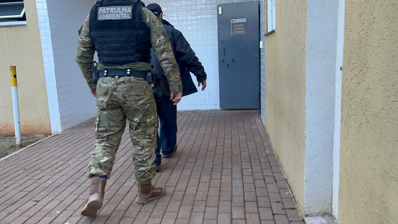 Transitar e Guarda Municipal prendem homem dirigindo bêbado em Cascavel