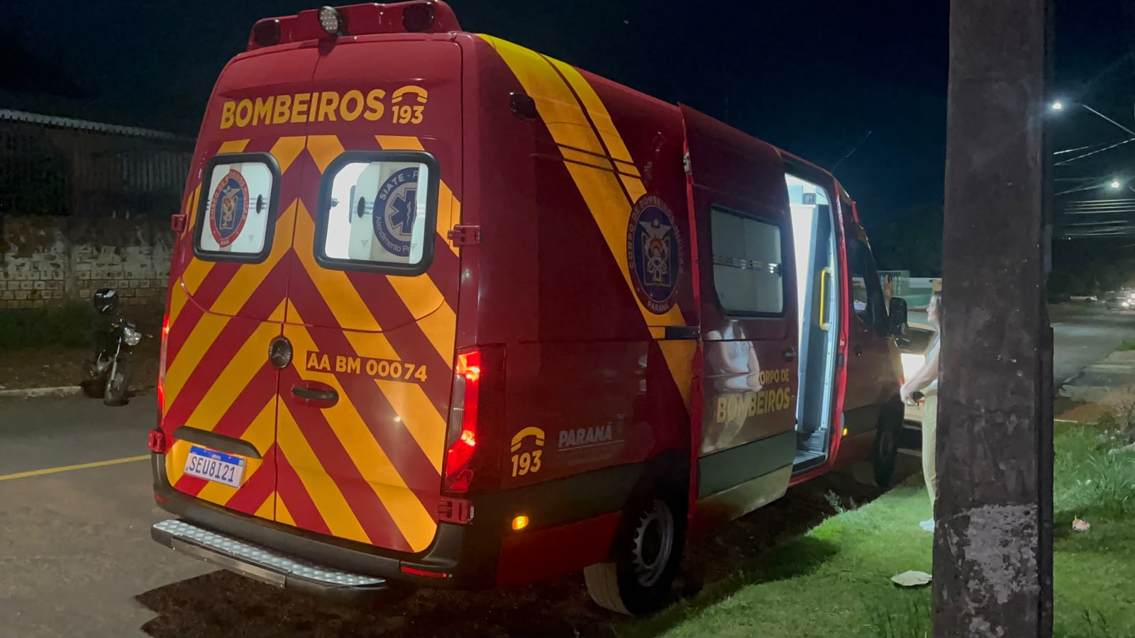 Acidente em Cascavel entre duas motocicletas deixa homem ferido no Bairro Brasília