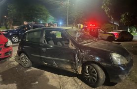 Acidente entre Montana e Clio termina em danos e motorista detido em Cascavel