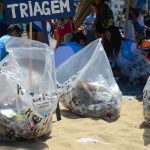 Imagem relativa a Praias de cinco estados vão receber mutirões de limpeza em setembro