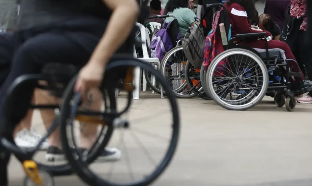 Cargos de liderança são só 1,5% das vagas para pessoas com deficiência Imagem referente a Cargos de liderança são só 1,5% das vagas para pessoas com deficiência