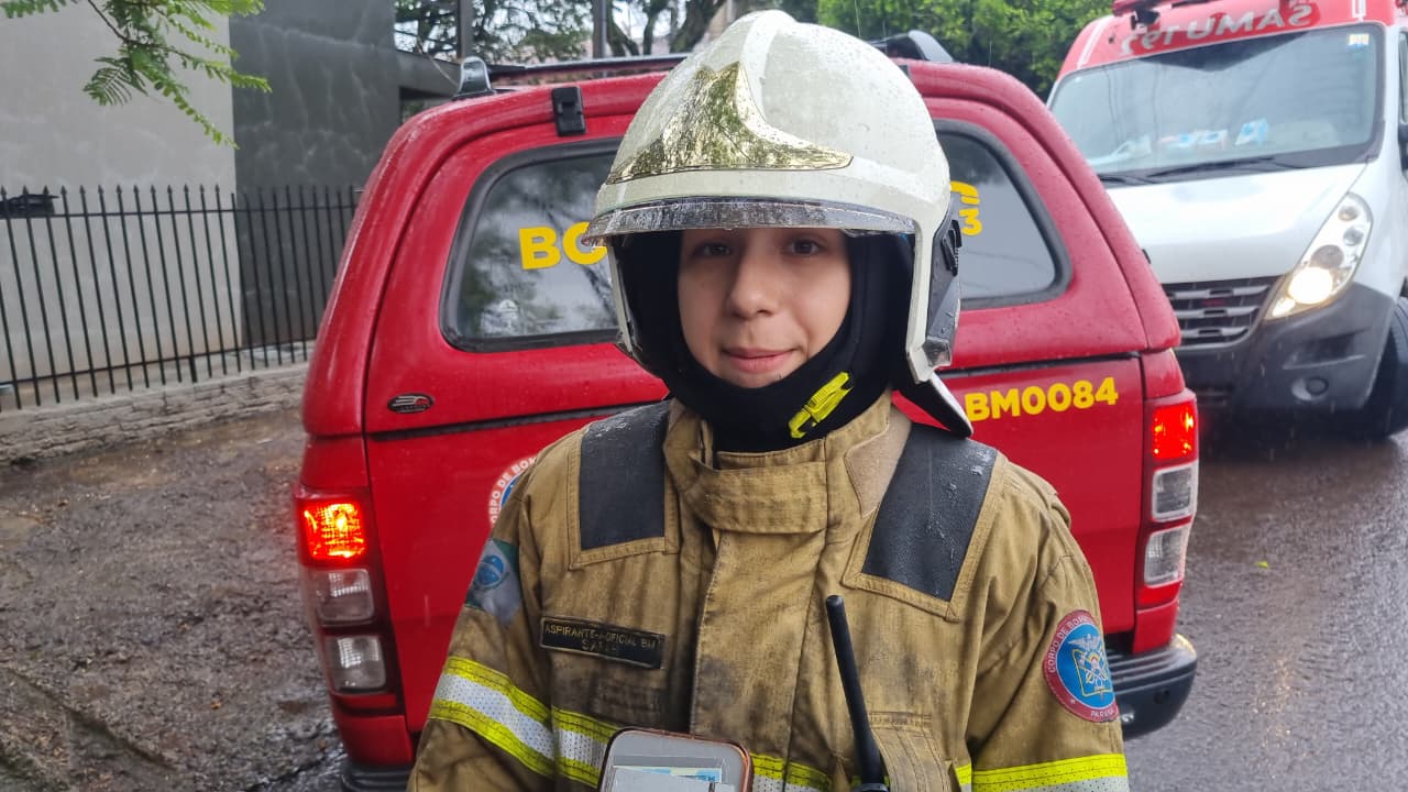 Aspirante do Corpo de Bombeiros detalha resposta rápida a incêndio em residência no Bairro Neva