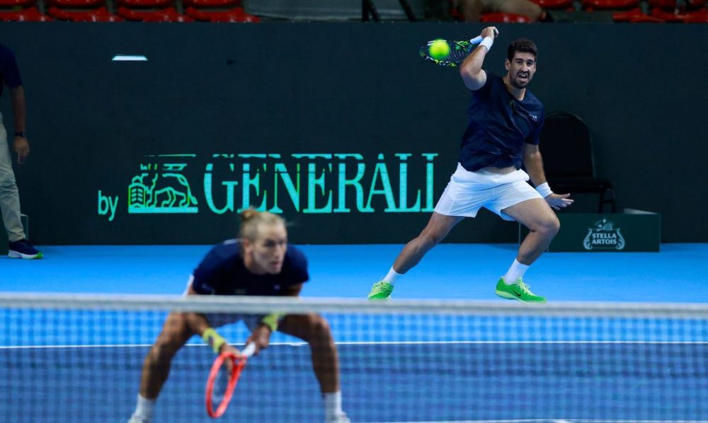 Brasil bate Suíça e avança na Copa Davis Imagem referente a Brasil bate Suíça e avança na Copa Davis