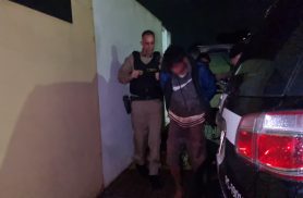 "Rato" invade casa por buraco de ar-condicionado e tenta furtar fios em Cascavel "Rato" invade casa por buraco de ar-condicionado e tenta furtar fios em Cascavel