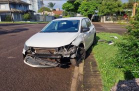Batido e abandonado: Polo chama a atenção no Bairro Country em Cascavel