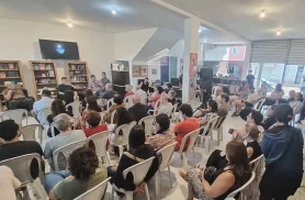 Livraria transforma vida cultural de pequeno município de São Paulo