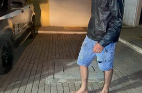 Homem de 43 anos é levado à delegacia após ameaçar companheira durante briga