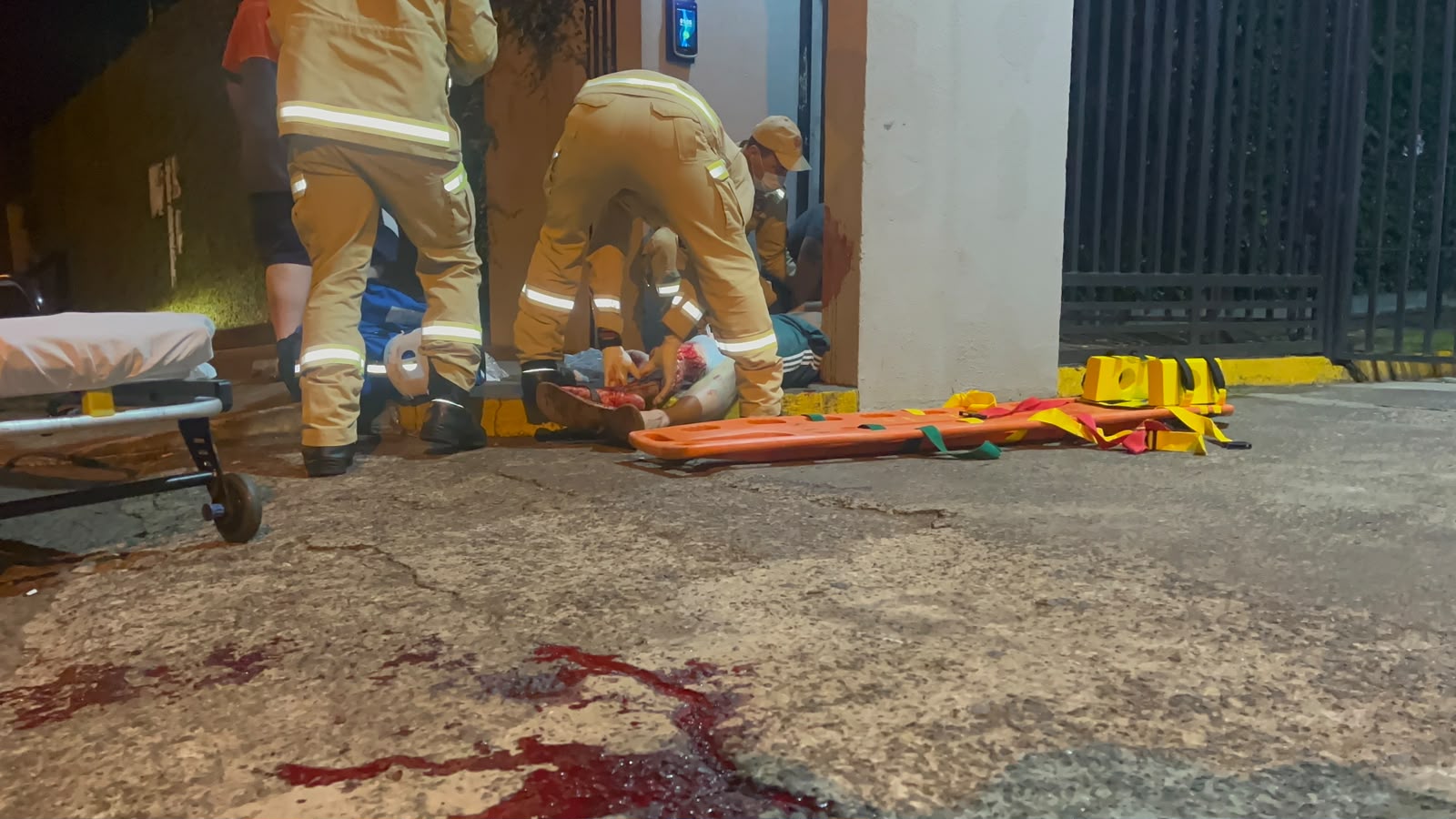 Após duas brigas em Cascavel, mulher esfaqueia homem no Bairro Pacaembu