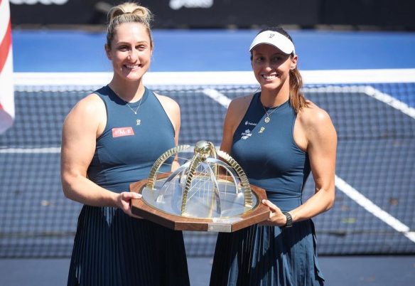 Stefani é bicampeã de duplas do SP Open, o 1º ao lado de Dabrowski