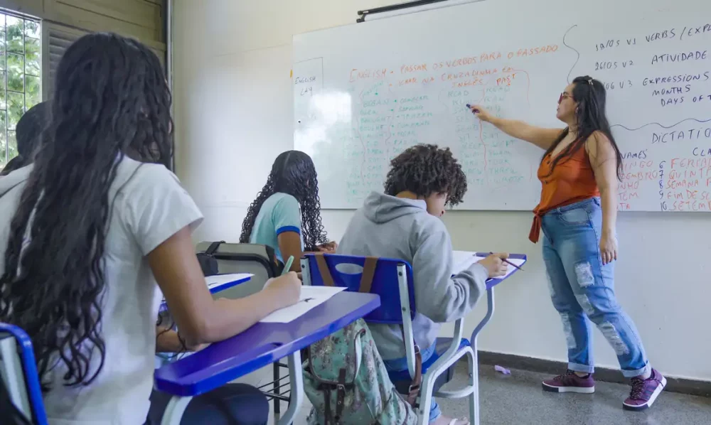 Escolas privadas fora de locais de votação terão aulas normais no DF Imagem referente a Escolas privadas fora de locais de votação terão aulas normais no DF