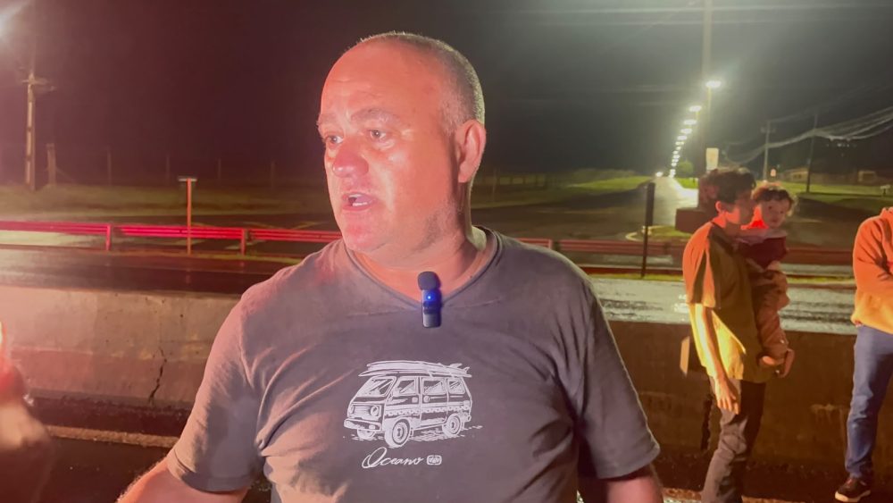 “Deu tempo de eu segurar”: caminhoneiro relata como evitou tragédia na BR-277 Imagem referente a “Deu tempo de eu segurar”: caminhoneiro relata como evitou tragédia na BR-277