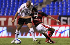 Ronaldo Fenômeno faz aniversário duas vezes e até a certidão precisou driblar o calendário