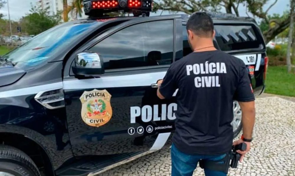 Polícia Civil faz operação contra facção criminosa em quatro estados Imagem referente a Polícia Civil faz operação contra facção criminosa em quatro estados