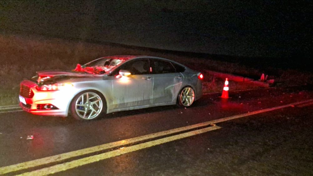 Imagem referente a Poste caído sobre a pista provoca acidente na PR-180 entre Juvinópolis e Cascavel