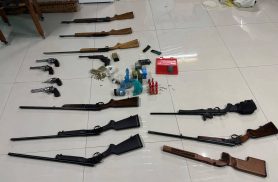 Polícia Civil apreende arsenal e prende dois suspeitos por comércio ilegal de armas em Nova Aurora e região