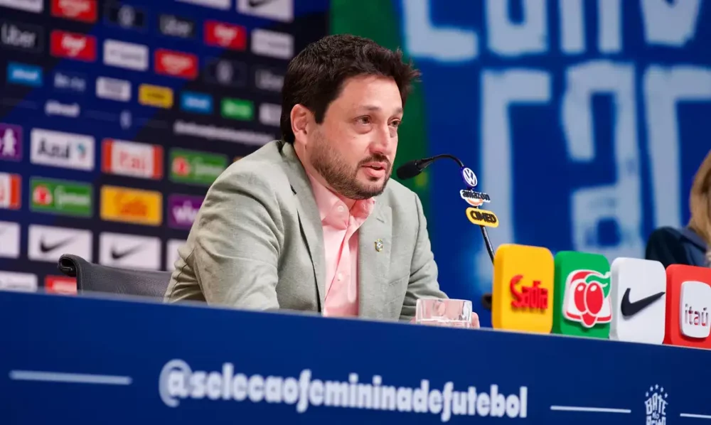 Imagem referente a Arthur Elias convoca seleção feminina para amistosos contra Argentina