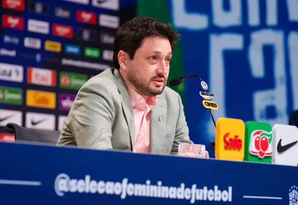Arthur Elias convoca seleção feminina para amistosos contra Argentina