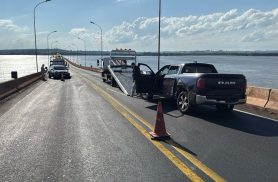 Ponte Ayrton Senna é interditada para realização de perícia de tentativa de homicídio contra PRFs Ponte Ayrton Senna é interditada para realização de perícia de tentativa de homicídio contra PRFs