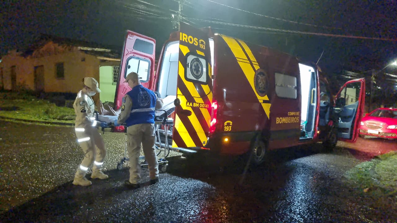 Mulher fica ferida após sofrer queda no bairro Presidente em Cascavel