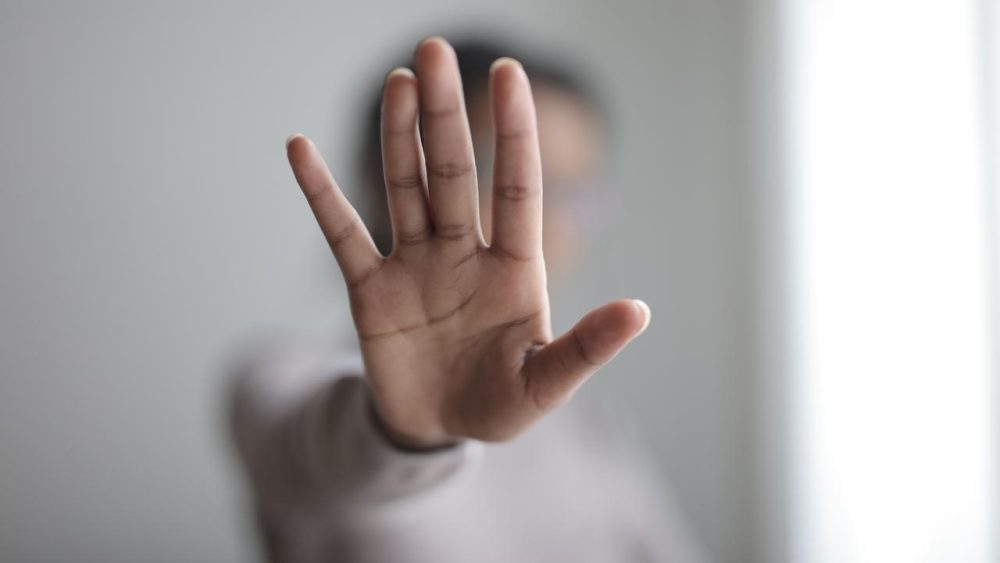 Imagem referente a Data internacional alerta para violência causada pela exploração sexual e pelo tráfico de pessoas