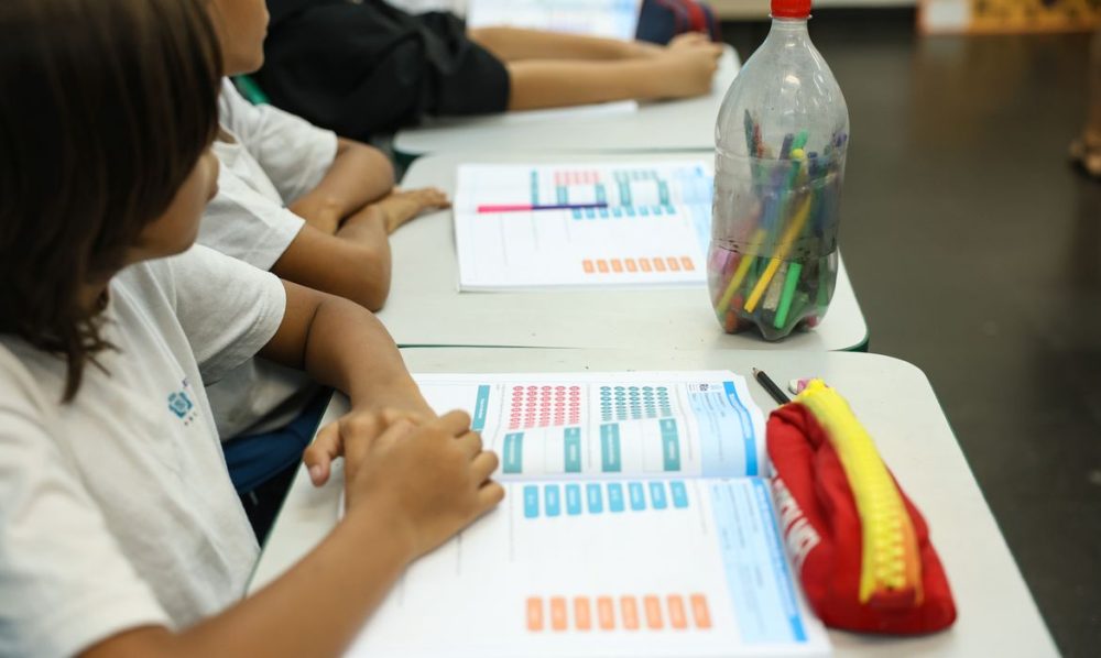 Imagem referente a Programa de bolsas vai incentivar formação para a educação básica