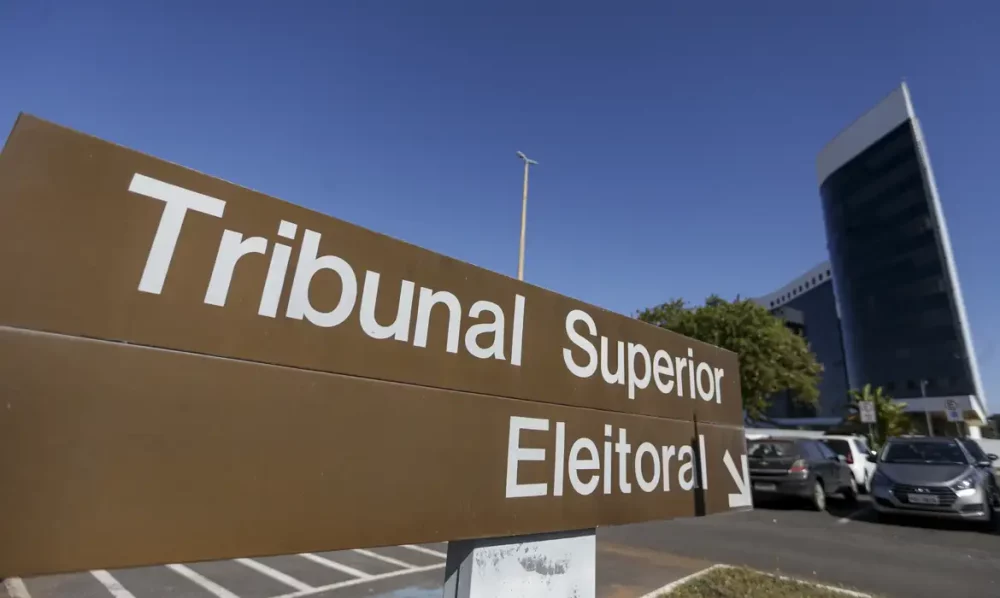 TSE cria ferramenta de IA para acesso a informações sobre eleições Imagem referente a TSE cria ferramenta de IA para acesso a informações sobre eleições