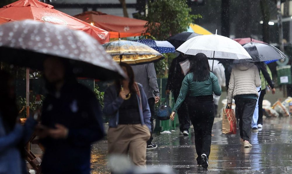 Imagem referente a Fim de tarde e noite serão de céu encoberto e garoa em São Paulo