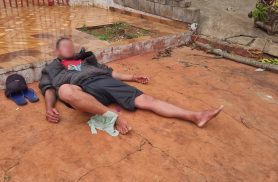 Homem embriagado é encontrado caído após suspeita de atropelamento em Cascavel
