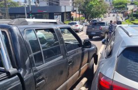 Acidente entre S10 e Fiat Toro é registrado no Centro de Cascavel