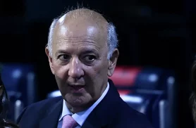 TSE nega registro de candidatura de Arruda ao governo do DF