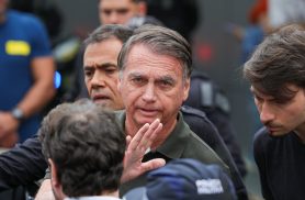 Trama golpista: defesa de Bolsonaro desiste de suspensão da pena