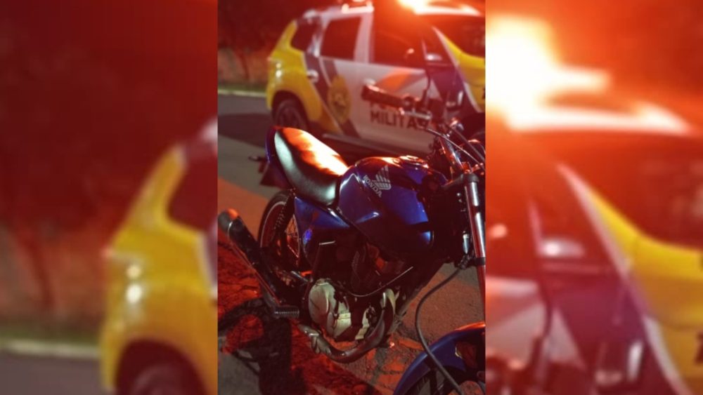 Imagem referente a Moto com licenciamento vencido há 10 anos é recolhida pela PM em Quedas do Iguaçu