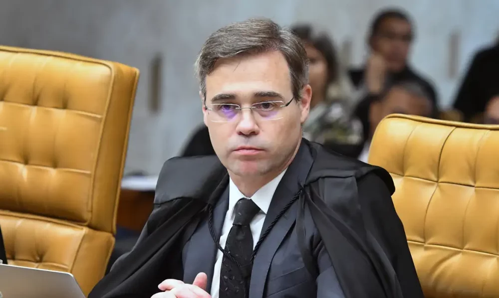 Imagem referente a Mendonça volta a suspender multas sobre saúde mental no trabalho