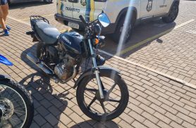 Transitar recupera moto com alerta de furto após tentativa de fuga em Cascavel