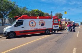 Ação na Avenida Papagaios alerta motoristas sobre riscos no trânsito em Cascavel