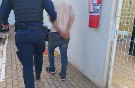 Moto furtada no Santa Cruz é encontrada com casal no XIV de Novembro