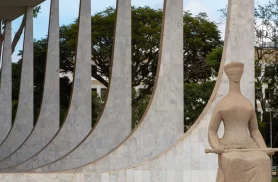 Zanin manda investigar uso de IA para burlar sistema do STF