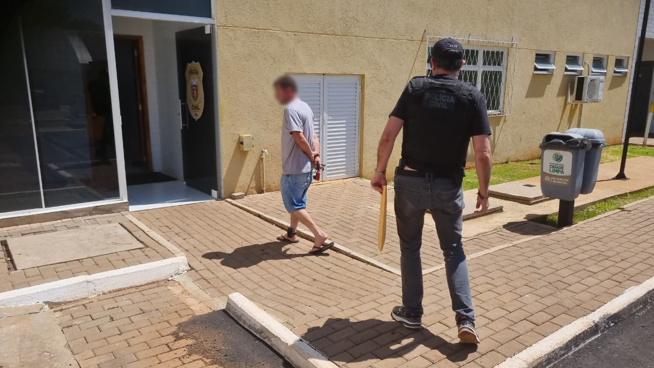 Homem com tornozeleira eletrônica é preso pela Polícia Civil em Cascavel