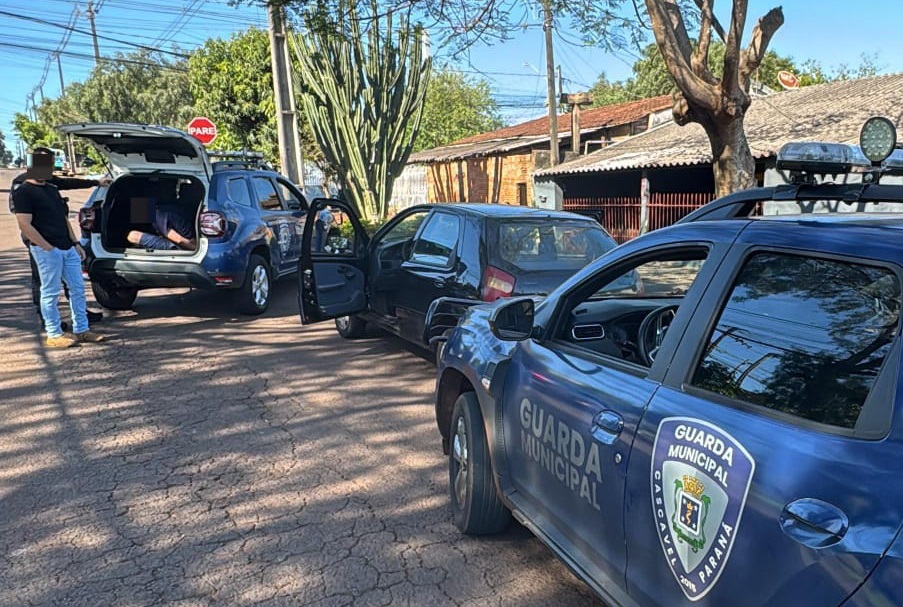 Suspeitos de furto são presos pela Guarda Municipal durante abordagem em Cascavel