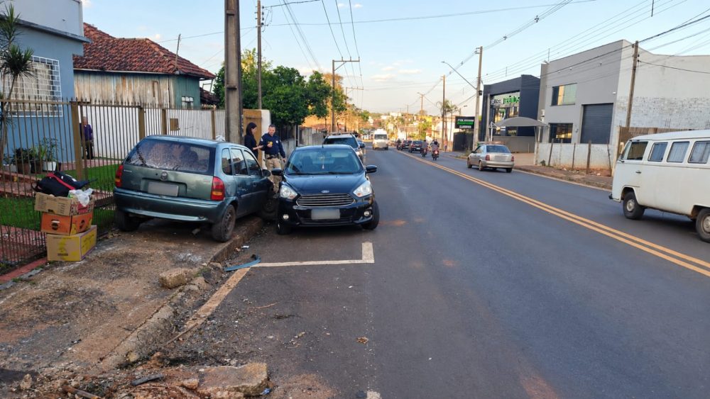 Imagem referente a Acidente na BR-369 em Ibiporã: motorista sem CNH e embriagado é preso pela PRF