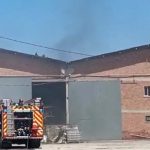 Imagem relativa a Incêndio destrói caminhão durante manutenção em empresa de Pinhais