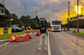 Semana Nacional de Trânsito: PRF realiza ações de conscientização e fiscaliza centenas de veículos Semana Nacional de Trânsito: PRF realiza ações de conscientização e fiscaliza centenas de veículos