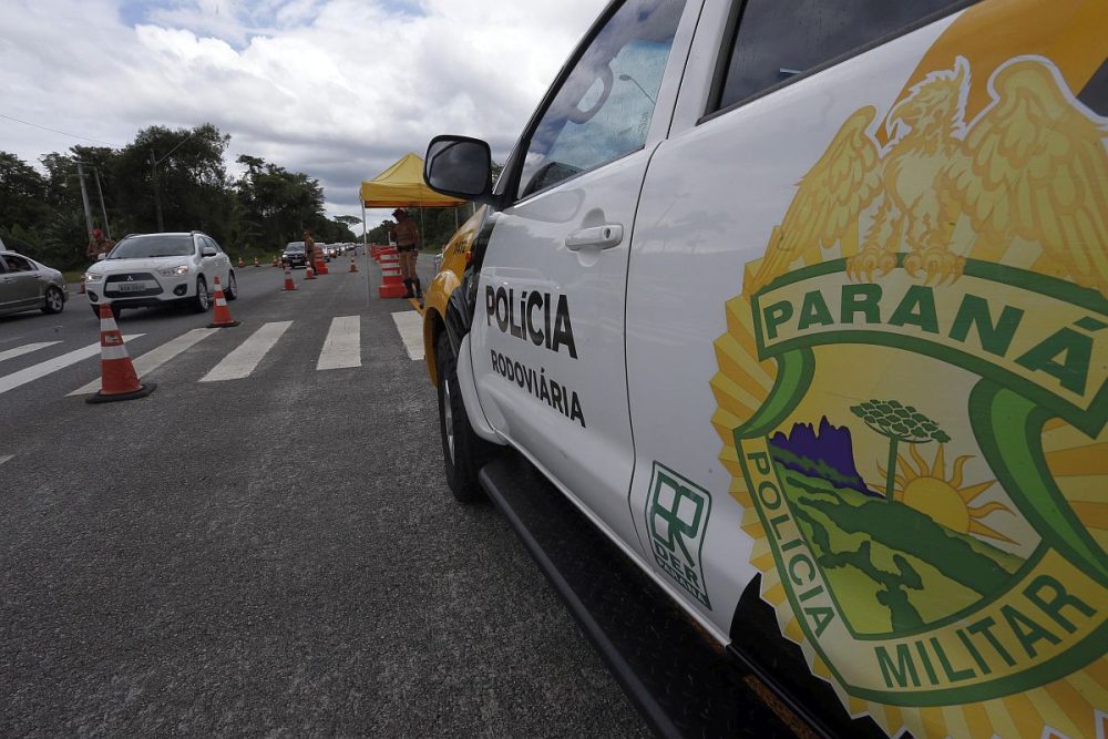 Acidente na PR-170 em Guarapuava deixa uma pessoa morta após colisão entre carro e caminhão Imagem referente a Acidente na PR-170 em Guarapuava deixa uma pessoa morta após colisão entre carro e caminhão