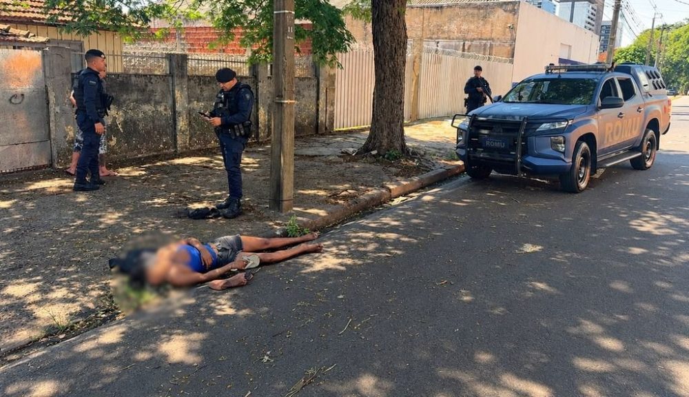 Homem é preso suspeito de tentar matar mulher por enforcamento Imagem referente a Homem é preso suspeito de tentar matar mulher por enforcamento