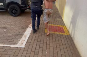 Maria da Penha em Cascavel: GM prende homem de 34 anos por agredir mulher no Santos Dumont Maria da Penha em Cascavel: GM prende homem de 34 anos por agredir mulher no Santos Dumont
